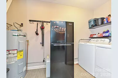 8069 Regent Park Lane, Charlotte, NC 28210 - Photo 27