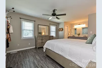 8069 Regent Park Lane, Charlotte, NC 28210 - Photo 17