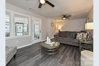 8069 Regent Park Lane, Charlotte, NC 28210 - Photo 9