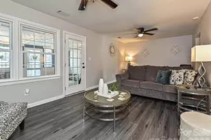 8069 Regent Park Ln, Charlotte, NC 28210 - Photo 9