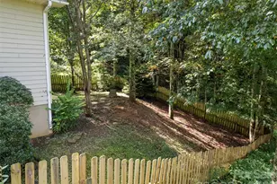154 Presidential Dr, Waynesville, NC 28786 - Photo 7