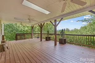 154 Presidential Dr, Waynesville, NC 28786 - Photo 13