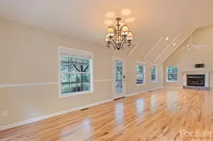 154 Presidential Dr, Waynesville, NC 28786 - Photo 21