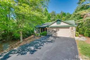 23 Tall Pines Rd, Hendersonville, NC 28739 - Photo 1