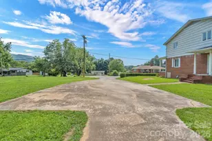 490 Morehead Rd, Marion, NC 28752 - Photo 9