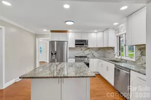 490 Morehead Rd, Marion, NC 28752 - Photo 17