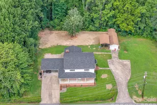 490 Morehead Rd, Marion, NC 28752 - Photo 11