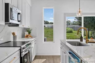 2721 Watson Dr, Charlotte, NC 28208 - Photo 9