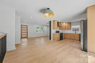 2000 Kilborne Dr, Charlotte, NC 28205 - Photo 13