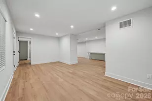 2000 Kilborne Dr, Charlotte, NC 28205 - Photo 39