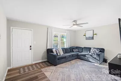 624 Dundeen Drive, Gastonia, NC 28052 - Photo 3