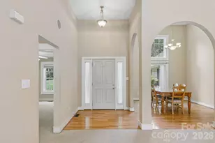 1414 Kanuga Rd, Hendersonville, NC 28739 - Photo 3