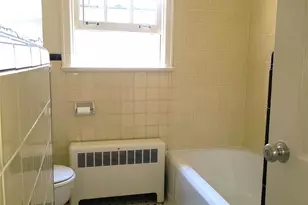 523 Willoughby St, Charlotte, NC 28207 - Photo 5