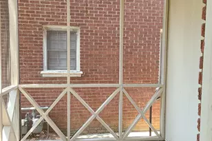 523 Willoughby St, Charlotte, NC 28207 - Photo 7