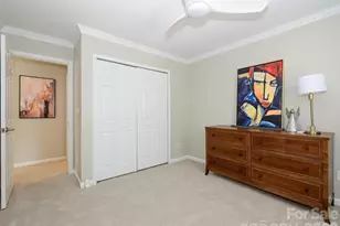 15583 Stronvar House Ln, Charlotte, NC 28277 - Photo 31