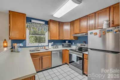655 Overlook Drive, Spruce Pine, NC 28777 - Photo 11