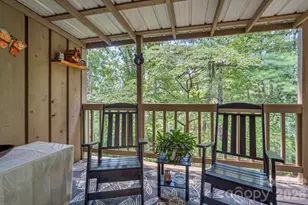 655 Overlook Dr, Spruce Pine, NC 28777 - Photo 13