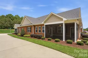 8213 Rainier Dr, Denver, NC 28037 - Photo 3
