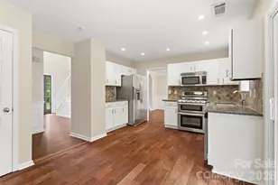 14339 Crown Harbor Dr, Charlotte, NC 28278 - Photo 9