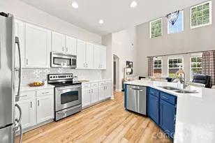 8025 Cottsbrooke Dr, Huntersville, NC 28078 - Photo 5