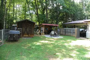162 5th Ave, New London, NC 28127 - Photo 5