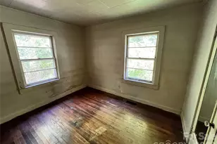 215 Factory St, Biscoe, NC 27209 - Photo 9
