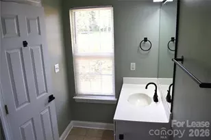6321 Park Creek Dr, Charlotte, NC 28262 - Photo 27