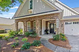 8632 Sequoia Grove Ln, Charlotte, NC 28214 - Photo 3