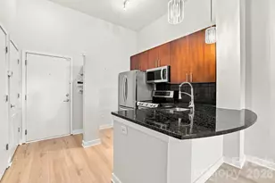 2125 Southend Dr, Charlotte, NC 28203 - Photo 11