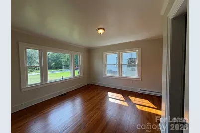 908 W Front Street, Statesville, NC 28677 - Photo 7
