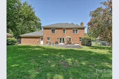 4638 Deanscroft Drive, Charlotte, NC 28226 - Photo 33