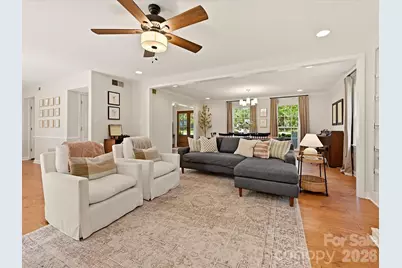 4638 Deanscroft Drive, Charlotte, NC 28226 - Photo 11