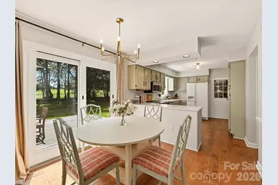 4638 Deanscroft Drive, Charlotte, NC 28226 - Photo 15