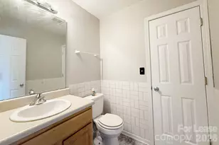 527 E Carpenter St, Dallas, NC 28034 - Photo 17