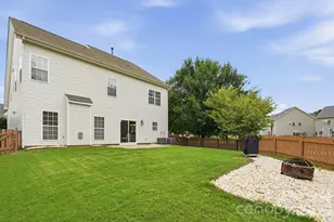 1001 Yellow Daisy Dr, Matthews, NC 28104 - Photo 37