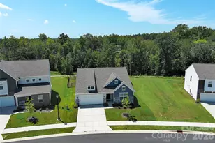 1177 Blackburn Cir, Edgemoor, SC 29714 - Photo 3