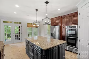 334 Stonecliff Ln, Clover, SC 29710 - Photo 11