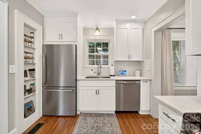 1717 Nassau Boulevard, Charlotte, NC 28205 - Photo 9
