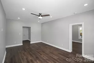 701 S York St, Gastonia, NC 28052 - Photo 15