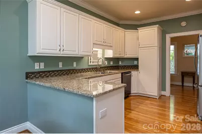 8 Clovelly Way, Asheville, NC 28803 - Photo 17