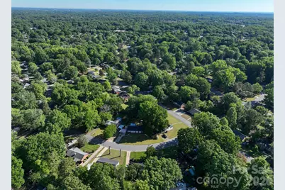 4131 Woodgreen Terrace, Charlotte, NC 28205 - Photo 7