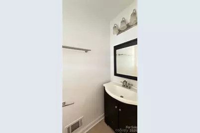 4131 Woodgreen Terrace, Charlotte, NC 28205 - Photo 5
