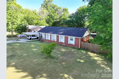 4131 Woodgreen Terrace, Charlotte, NC 28205 - Photo 1