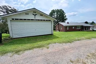 30 Cypress Rd, Marion, NC 28752 - Photo 23