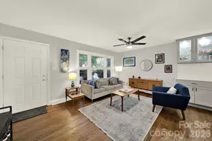 7439 Watercrest Rd, Charlotte, NC 28210 - Photo 3