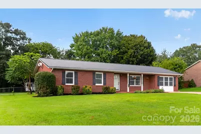 2504 Ashford Drive, Newton, NC 28658 - Photo 3