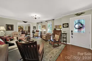 924 Glenshannon Rd, Matthews, NC 28105 - Photo 7