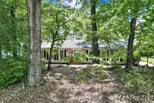 924 Glenshannon Rd, Matthews, NC 28105 - Photo 29