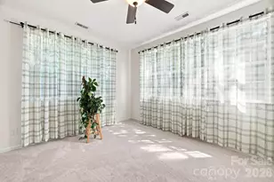 9716 Southampton Commons Dr, Charlotte, NC 28277 - Photo 5