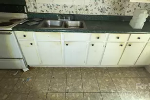 109 Dean St, Gastonia, NC 28052 - Photo 13